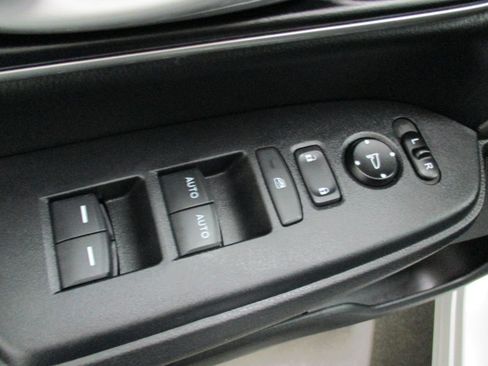 Used 2022 Honda CR-V EX-L image 18