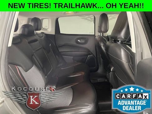 Used 2019 Jeep Compass Trailhawk w/ Cold Weather Group AWD/4WD image 21