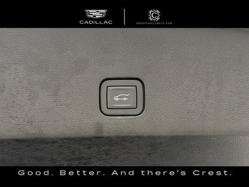 Certified 2025 Cadillac XT6 Luxury FWD image 38