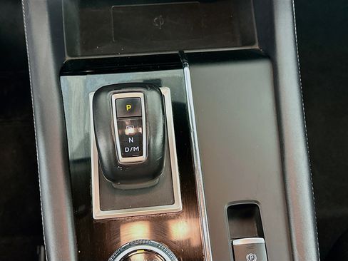 Used 2024 Mitsubishi Outlander SE image 24