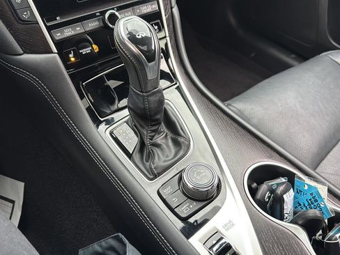Used 2022 INFINITI Q50 Sensory image 24