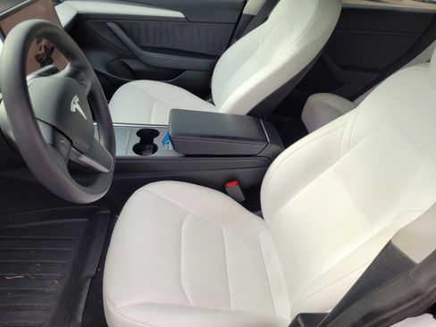 Used 2022 Tesla Model 3 Long Range image 21