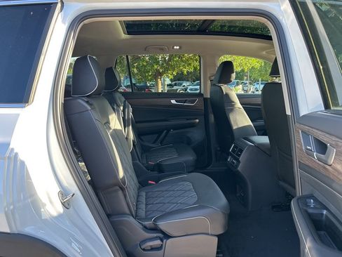 New 2026 Volkswagen Atlas SEL Premium R-Line image 48