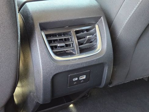 Used 2022 Chevrolet Blazer LT AWD/4WD image 17