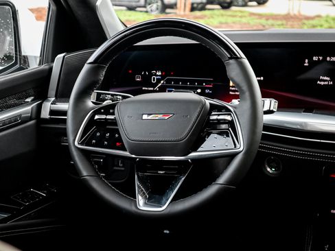Used 2026 Cadillac Escalade V w/ LPO, ONYX Package AWD/4WD image 18