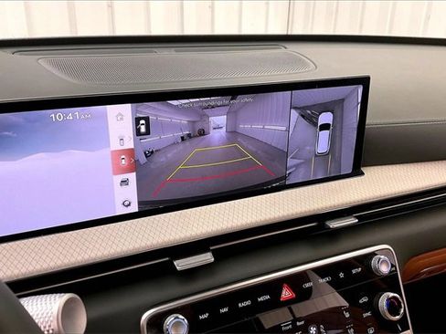 Used 2025 Genesis GV80 3.5T Prestige image 28