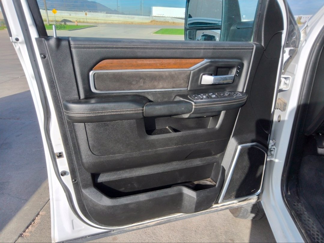 Used 2024 RAM 2500 Laramie w/ Safety Group AWD/4WD image 10