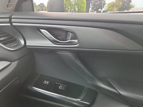 Used 2019 MAZDA CX-9 Sport FWD image 20