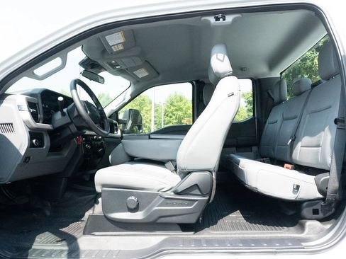 Used 2026 Ford F250 XL w/ XL Chrome Package RWD image 18