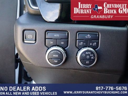 Used 2024 GMC Sierra 1500 Elevation w/ LPO, Elevation Black Package AWD/4WD image 15