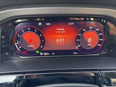 Certified 2026 Volkswagen Atlas Peak Edition AWD/4WD image 40