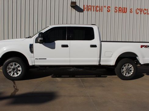 Used 2022 Ford F250 XLT image 2