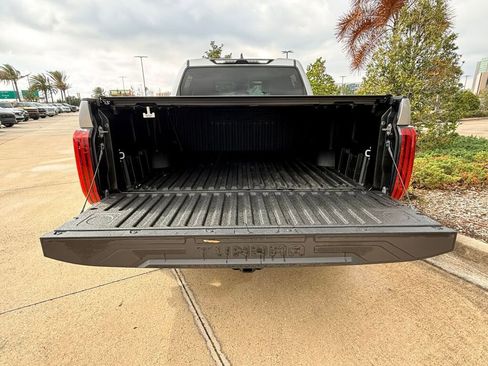 Used 2024 Toyota Tundra Limited image 12