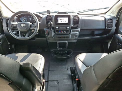 Used 2026 RAM ProMaster 2500 w/ Convenience Group FWD image 10