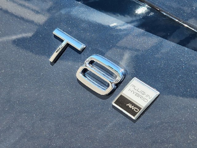 New 2026 Volvo XC90 T8 Plus w/ Protection Package AWD/4WD image 18