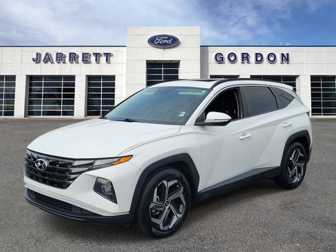 Used 2024 Hyundai Tucson SEL w/ Convenience Package FWD image 2