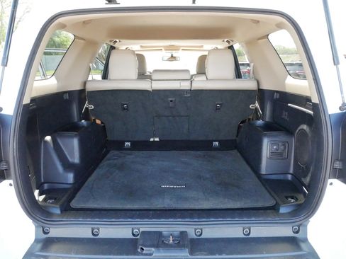 Used 2012 Toyota 4Runner Limited AWD/4WD image 18