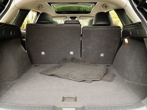 Used 2023 INFINITI QX50 Luxe image 32