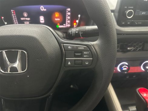 Used 2024 Honda Accord EX image 26
