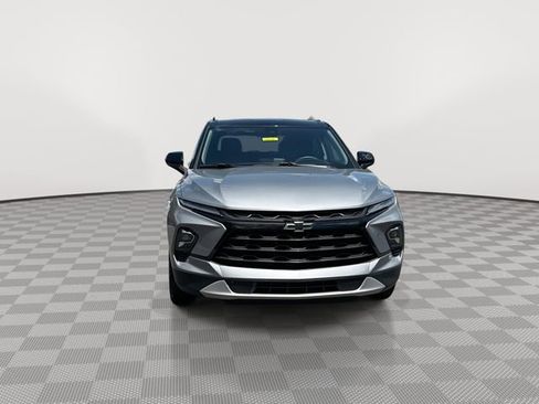 Certified 2024 Chevrolet Blazer LT w/ Convenience Package FWD image 3