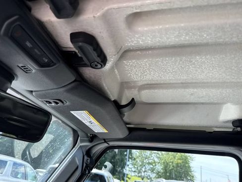 Used 2020 Jeep Gladiator Rubicon w/ Dual Top Group AWD/4WD image 16