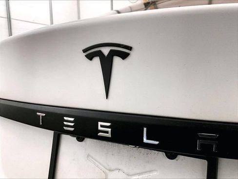 Used 2020 Tesla Model S Long Range AWD/4WD image 13