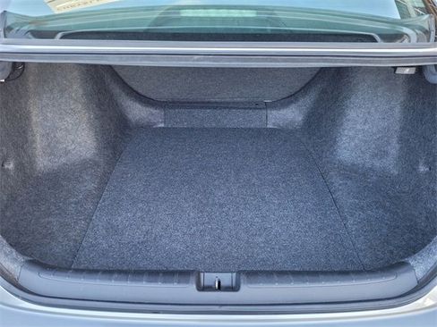Used 2022 Honda Accord LX image 19
