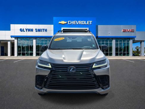 Used 2023 Lexus LX 600 4WD w/ Appearance Package image 2