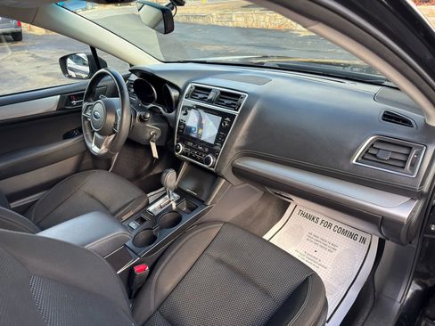 Used 2018 Subaru Outback 2.5i Premium image 23
