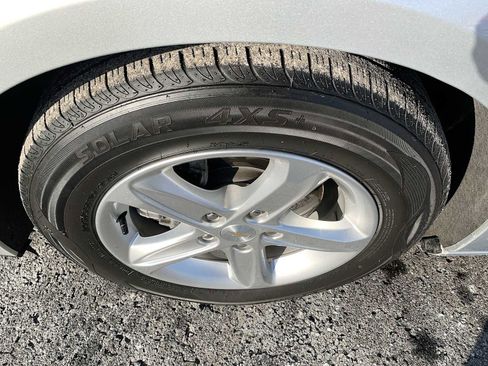 Certified 2021 Chevrolet Malibu LS image 30