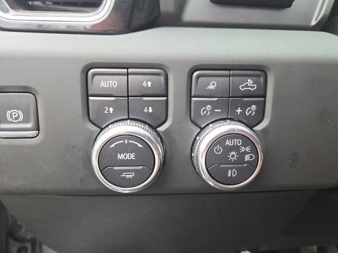 Used 2025 GMC Sierra 1500 Denali Ultimate image 6