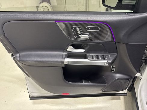 Used 2021 Mercedes-Benz GLB 35 AMG 4MATIC w/ Premium Package image 13