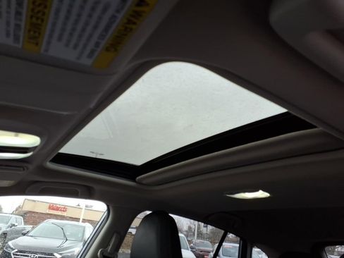 Used 2021 Subaru Crosstrek 2.5i Limited w/ Moonroof Package 2 image 8