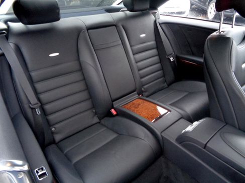 Used 2013 Mercedes-Benz CL 63 AMG image 26