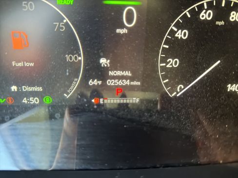 Used 2023 Honda CR-V Sport Touring image 2