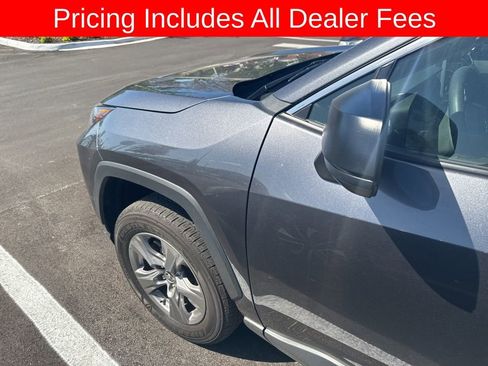 Used 2024 Toyota RAV4 LE AWD/4WD image 8