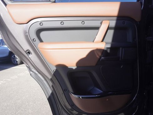 New 2026 Land Rover Defender 110 OCTA image 29