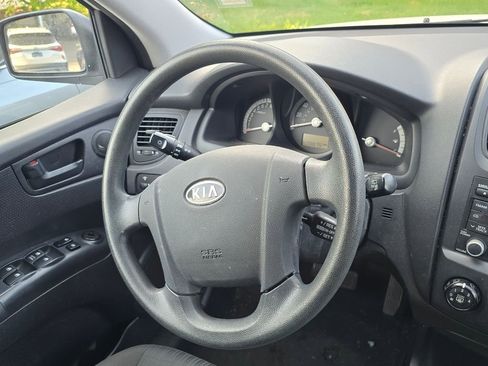 Used 2009 Kia Sportage LX image 10