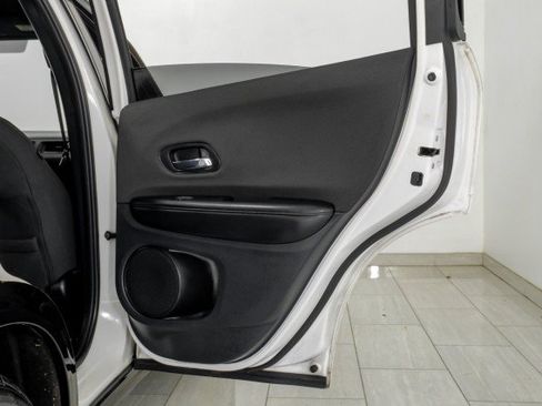 Used 2021 Honda HR-V Sport image 47
