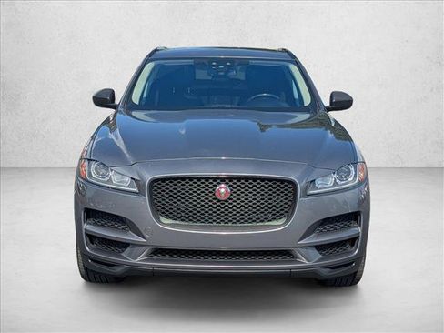 Used 2017 Jaguar F-PACE Premium AWD/4WD image 2