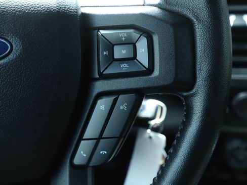 Used 2019 Ford F150 XLT w/ Equipment Group 302A Luxury AWD/4WD image 26