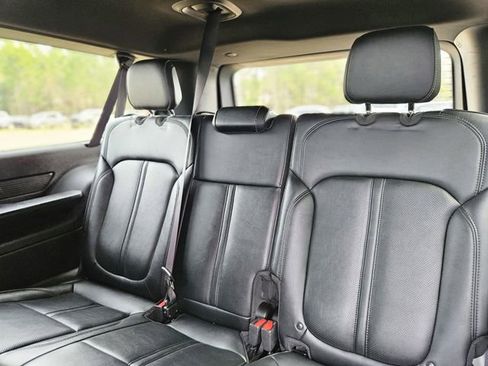 Used 2024 Jeep Wagoneer L Series II image 29