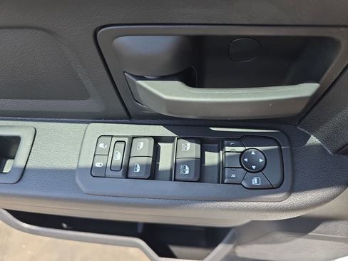 New 2026 RAM 2500 Tradesman AWD/4WD image 28