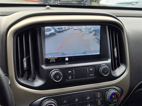 Used 2022 GMC Canyon Denali w/ Denali Black Edition Package image 23