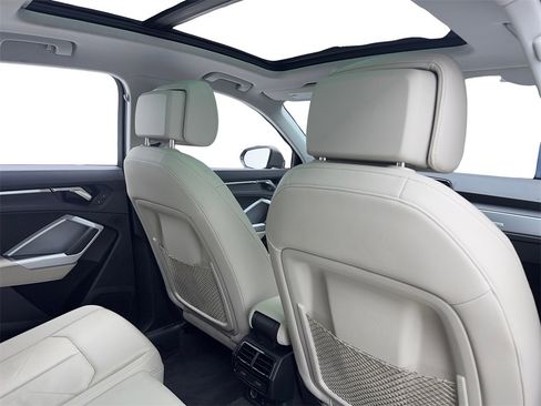 Used 2022 Audi Q3 2.0T Premium Plus image 43