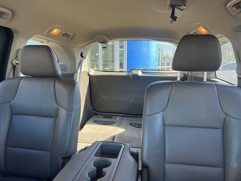 Used 2016 Honda Odyssey Touring Elite image 15
