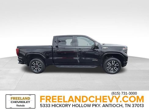 Used 2024 GMC Sierra 1500 AT4 w/ Technology Package AWD/4WD image 2