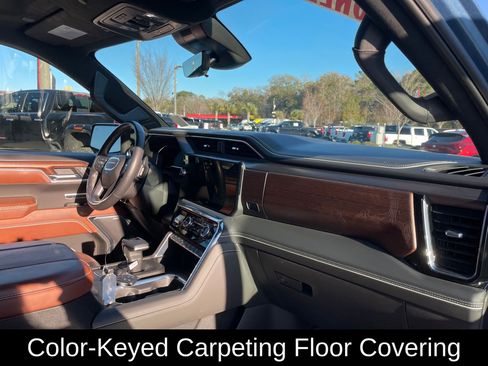 Used 2024 GMC Sierra 1500 Denali Ultimate image 32