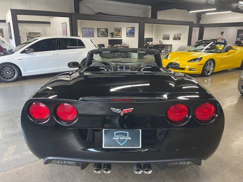 Used 2007 Chevrolet Corvette Convertible w/ Preferred Equipment Group RWD image 13