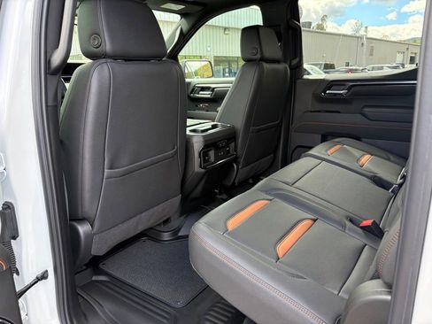 New 2025 GMC Sierra 1500 AT4 w/ AT4 Premium Package image 22